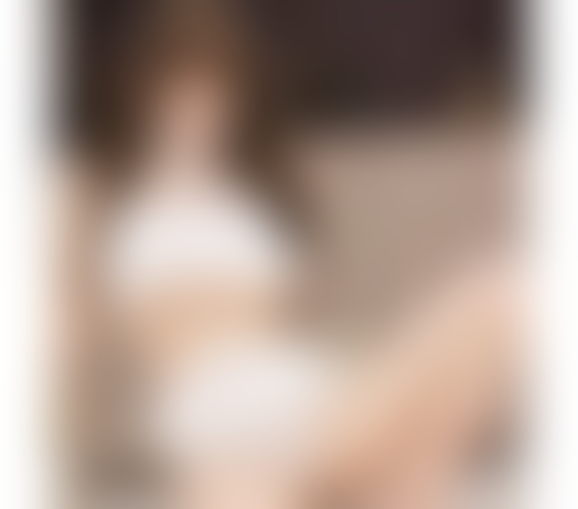 Escorts Central London Soho - Central London - Photos for The new girl offers massage or companionship services.